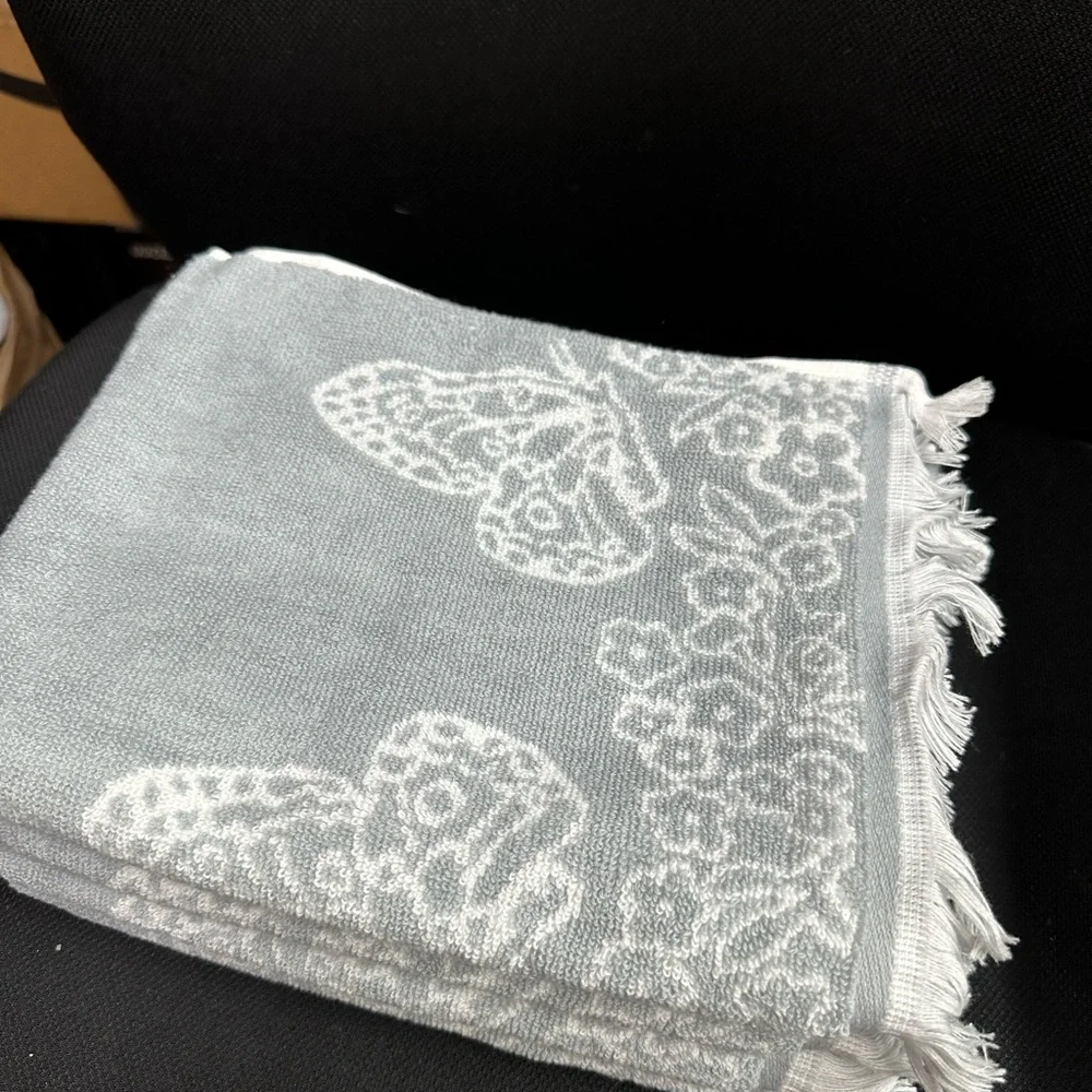 Pioneer Woman Silver Butterfly 4 Pack Hand Towel Bundle